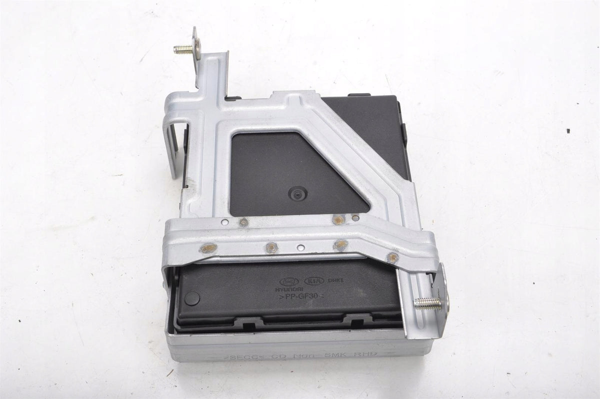 KIA CEED III MODULE RELAY ASSY 95400-J7200