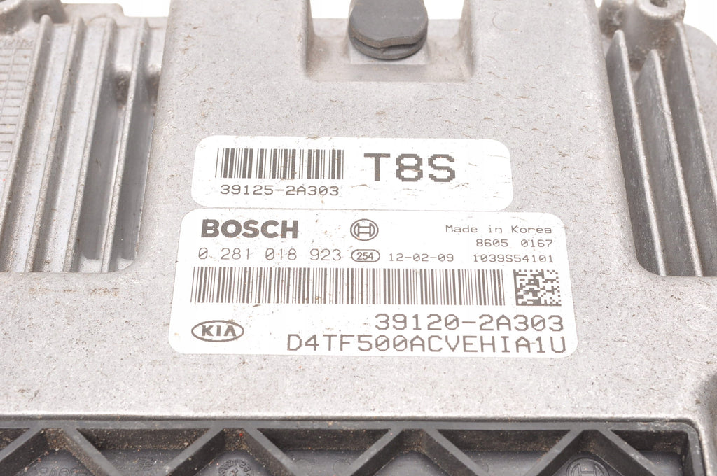 KIA OPTIMA III 1.7CRDI COMPUTER ENGINE DRIVER 39120-2A303