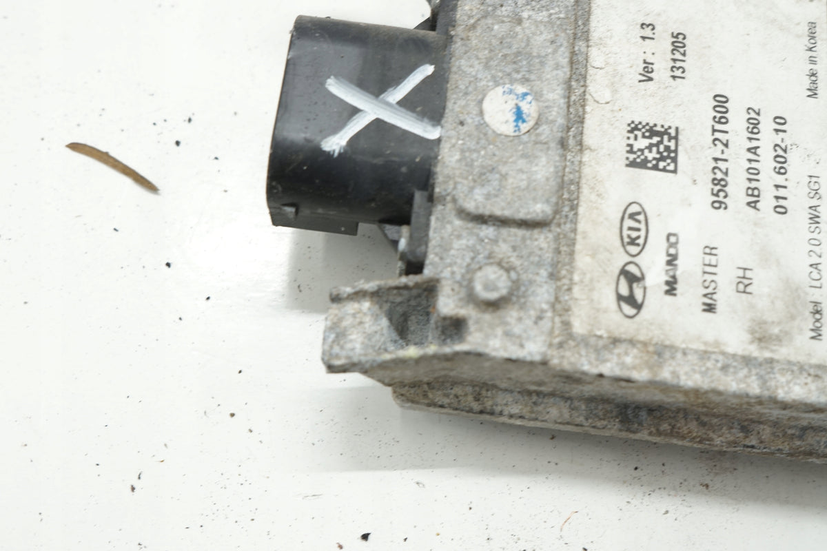 KIA OPTIMA III LIFT 13R BLIND SPOT RADAR MODULE ACC 95821-2T600