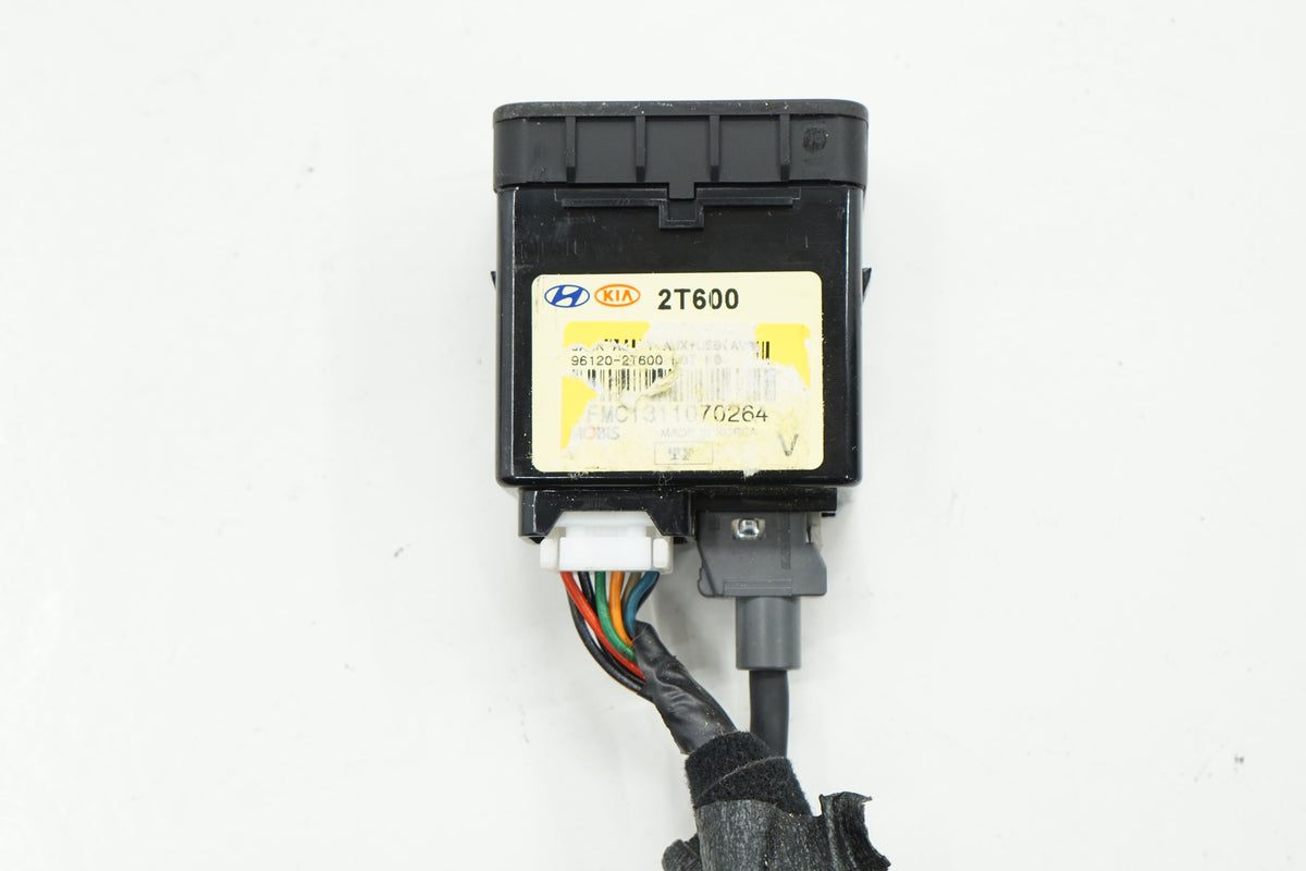 KIA OPTIMA III LIFT 13R SOCKET USB PORT AUX 96120-2T600