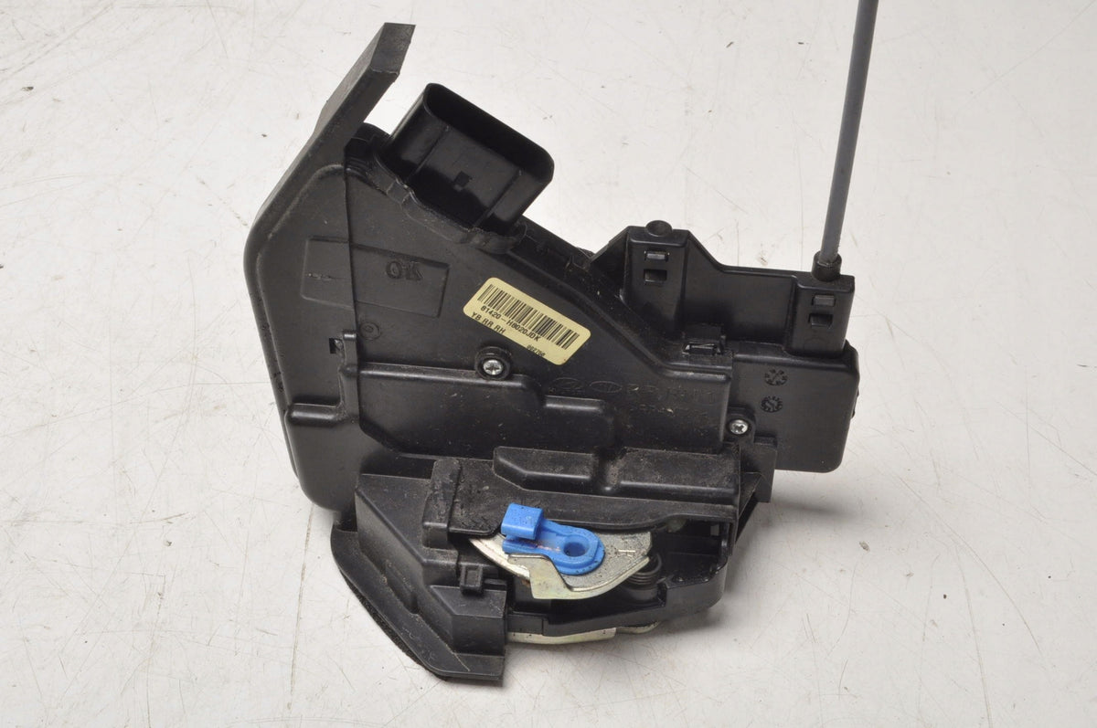 KIA RIO IV DOOR LOCK RIGHT REAR 6PIN 81420-H8020
