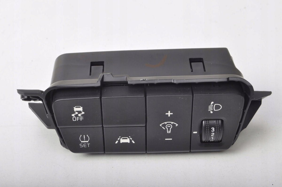 KIA RIO IV SWITCH PANEL 84757-H8RA0