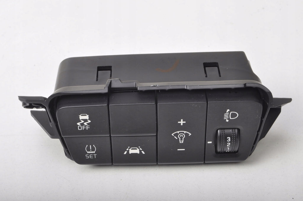 KIA RIO IV SWITCH PANEL 84757-H8RA0
