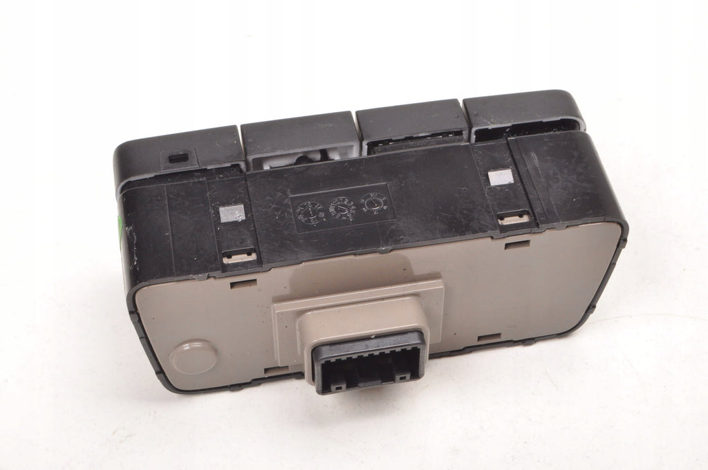 KIA RIO IV SWITCH PANEL 93700-H8TD0 UK