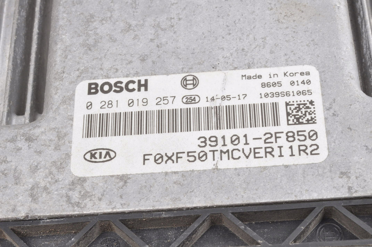 KIA SORENTO II 2.2 CDTI 197HP COMPUTER ENGINE DRIVER 39101-2F850