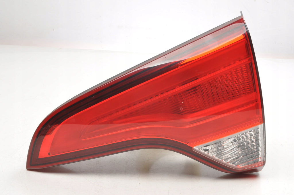 KIA SORENTO II LAMP RIGHT REAR FLAP LIFT R1Y-S1Y 02