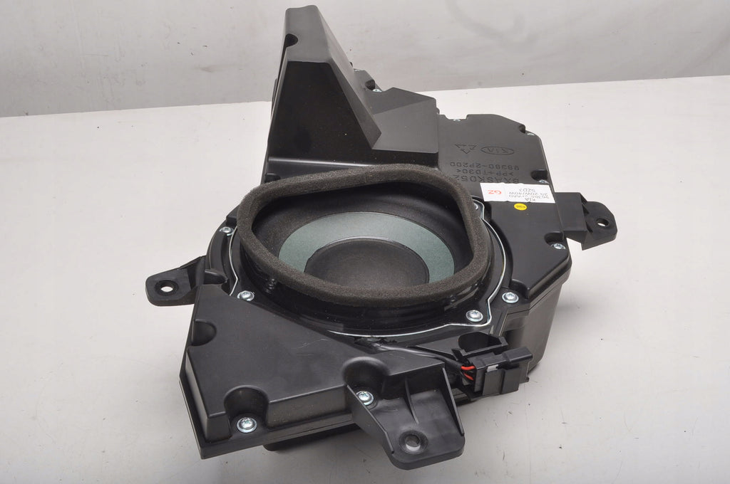 KIA SORENTO II SUBWOOFER SPEAKER LIFT 96380-2P200