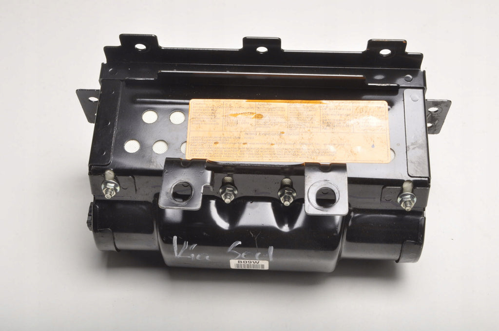 KIA SOUL AND PASSENGER AIRBAG 84530-2KXXX 845302K900