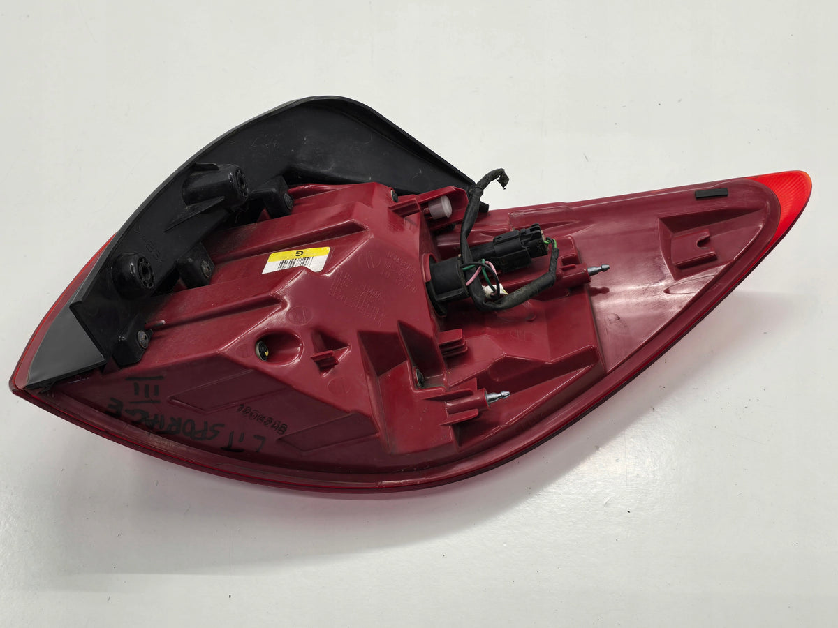 KIA SPORTAGE III 12 LAMP LEFT REAR 924013W0
