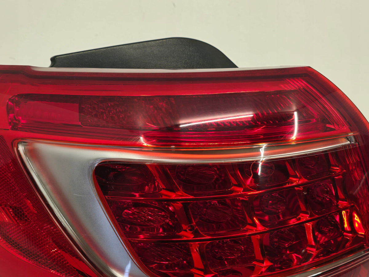 KIA SPORTAGE III 12 LAMP LEFT REAR 924013W0