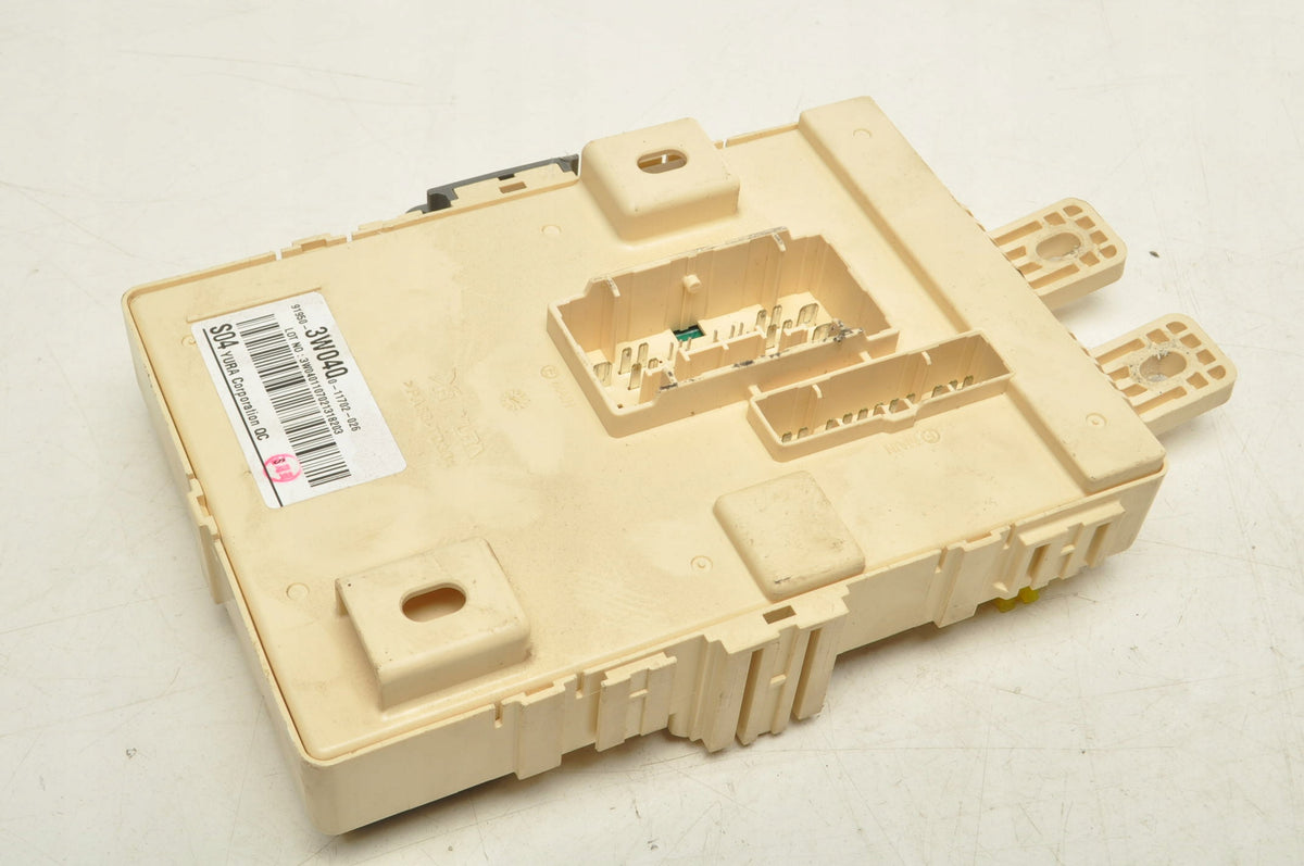 KIA SPORTAGE III 2.0 CDTI FUSE BOX 91950-3W0400
