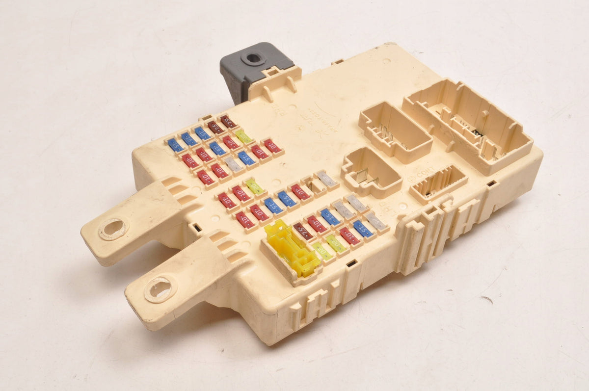 KIA SPORTAGE III 2.0 CRDI FUSE BOX 91950-3W0400