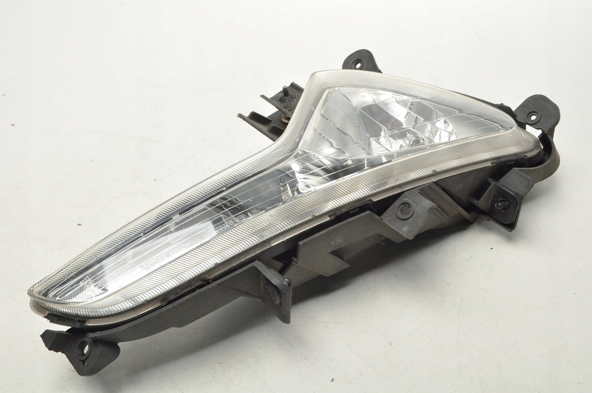 KIA SPORTAGE III HALOGEN RIGHT 92202-3W LIFT