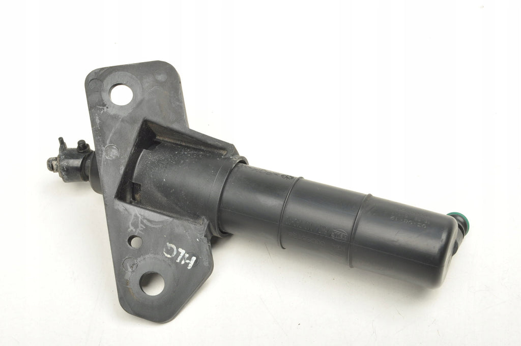 KIA SPORTAGE III HEADLIGHT WASHER PUMP RIGHT 00066135