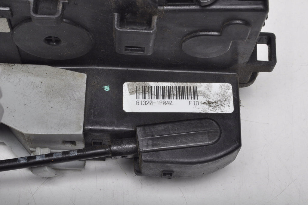 KIA VENGA DOOR LOCK RIGHT FRONT 81320-1P040 7 PIN