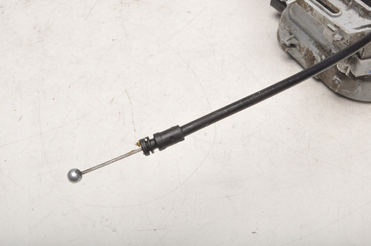 KIA VENGA DOOR LOCK RIGHT FRONT 81320-1P040