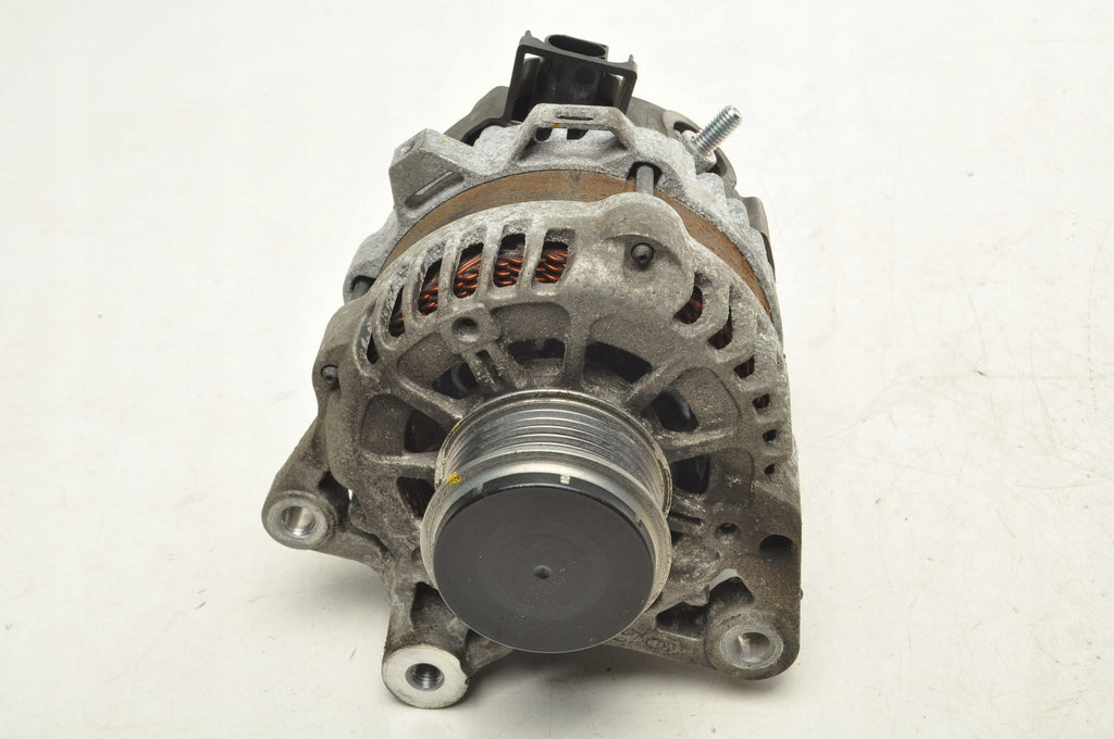 KIA X-CEED 1.5 T-GDI ALTERNATOR 22R 37300-07400