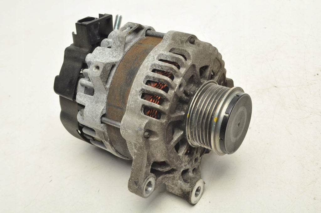 KIA X-CEED 1.5 T-GDI ALTERNATOR 22R 37300-07400