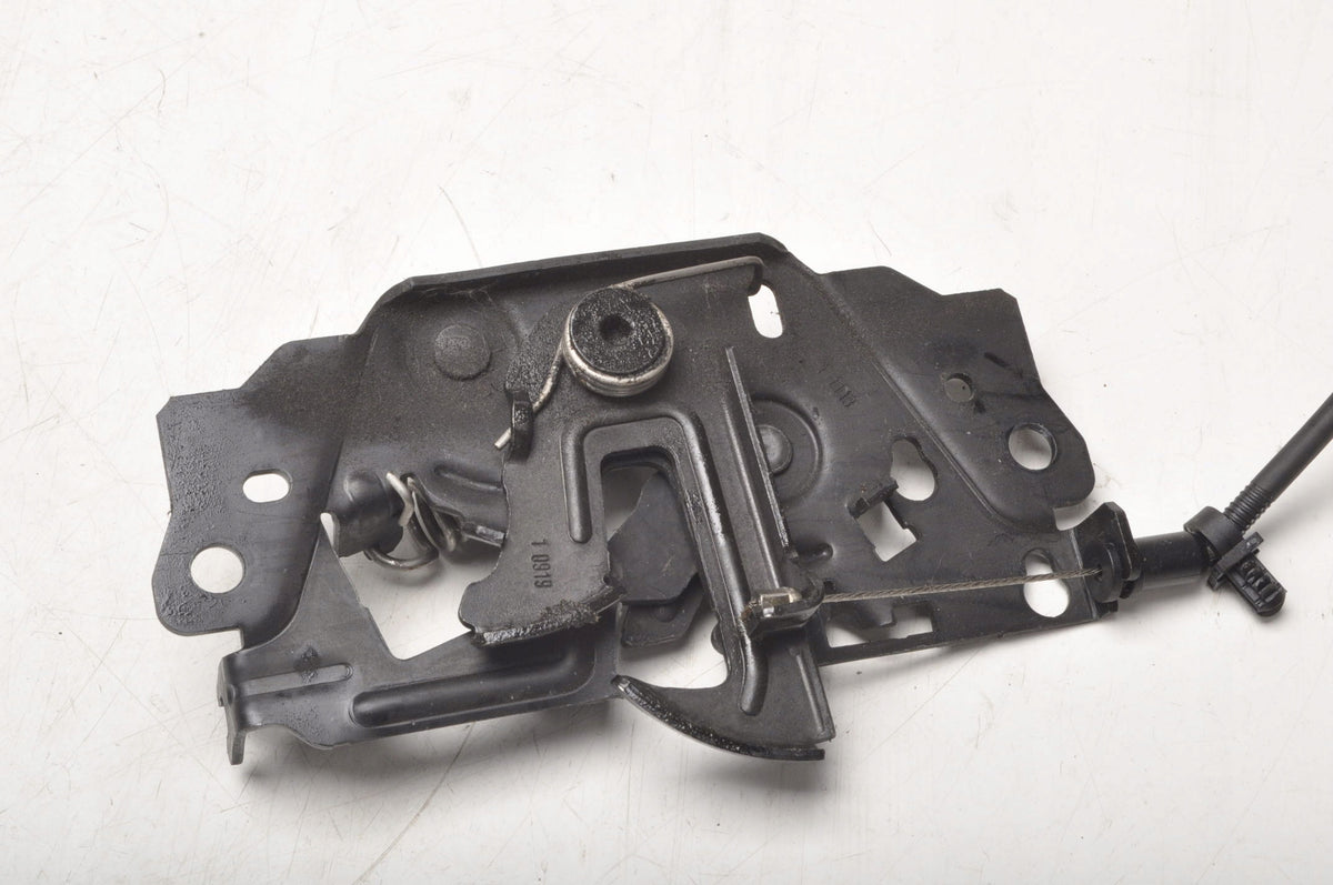 KUGA MK2 LIFT BONNET LOCK CABLE BM5A-16700-BG