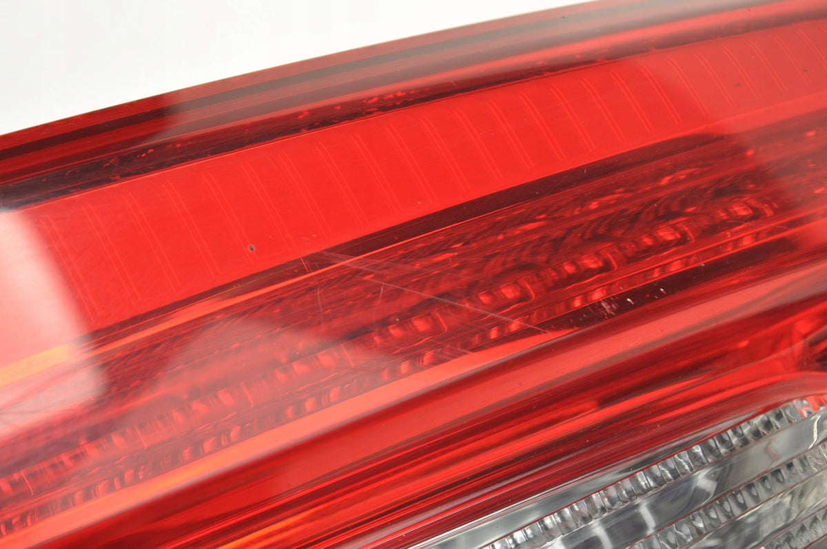 LAMP RIGHT REAR FLAP KIA OPTIMA IV 92404-D44 STATION WAGON