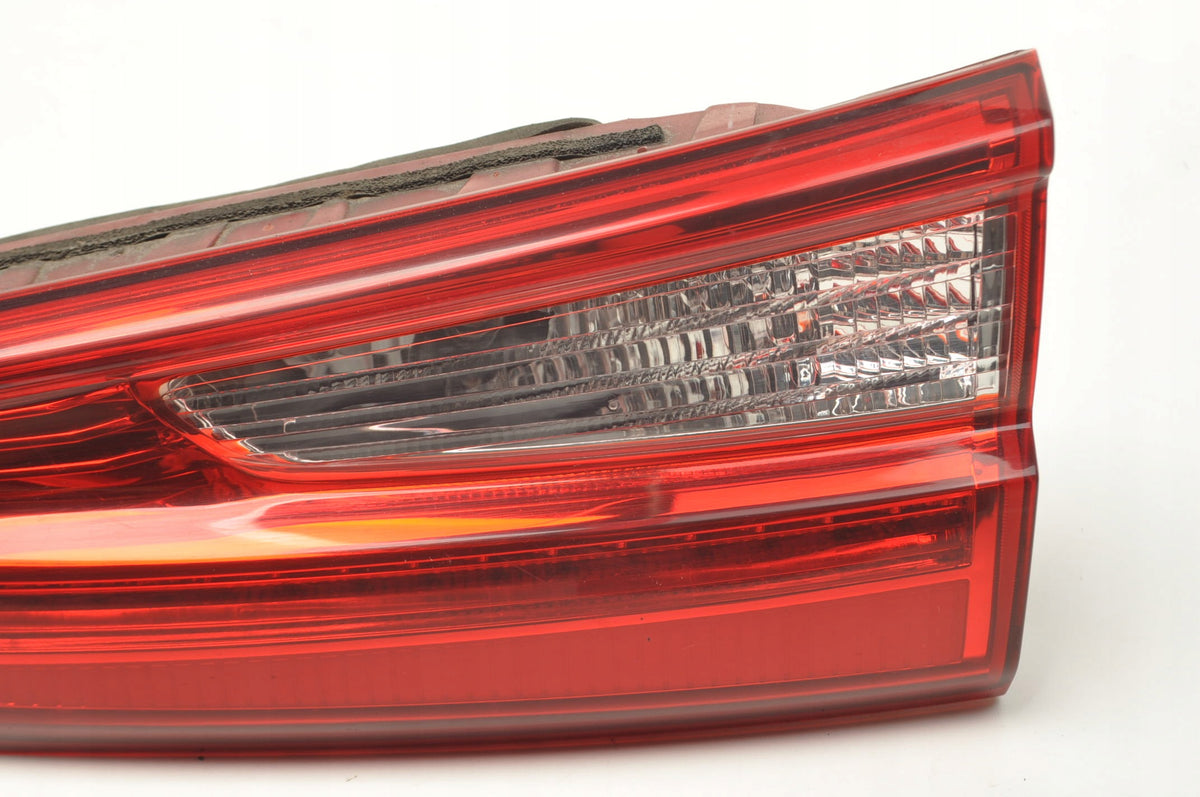 LAMP RIGHT REAR FLAP KIA OPTIMA IV 92404-D44 STATION WAGON