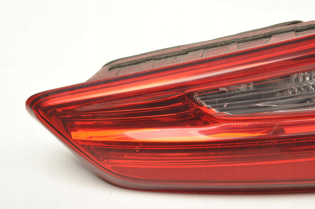 LAMP RIGHT REAR FLAP KIA OPTIMA IV 92404-D44 STATION WAGON
