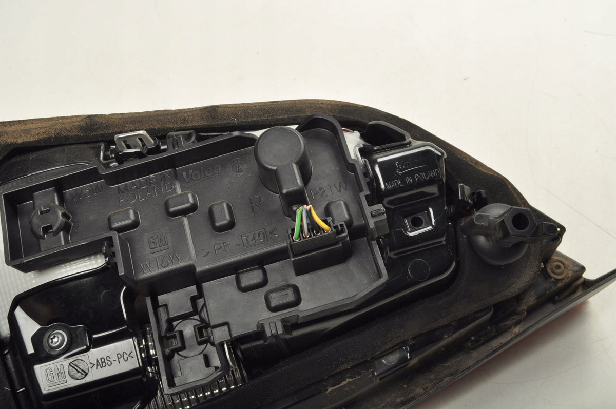 LAMP RIGHT REAR FLAP OPEL ASTRA K STATION WAGON 39077381