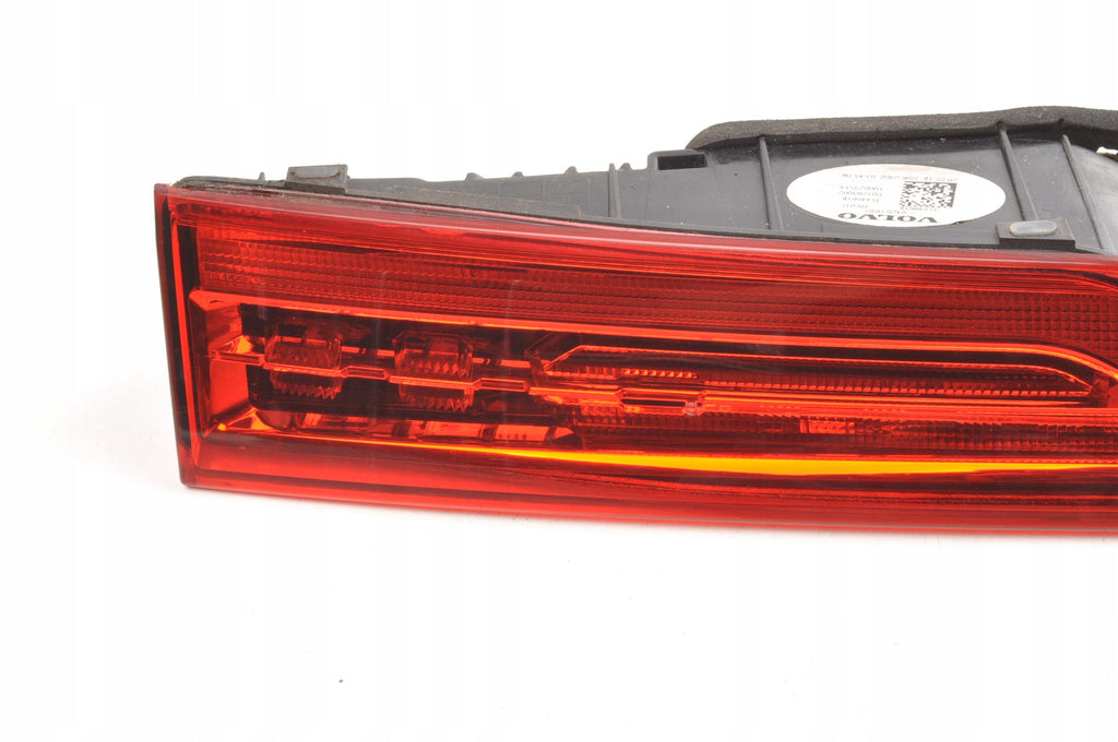 LAMP RIGHT REAR FLAP VOLVO XC60 II 31446618 SUV