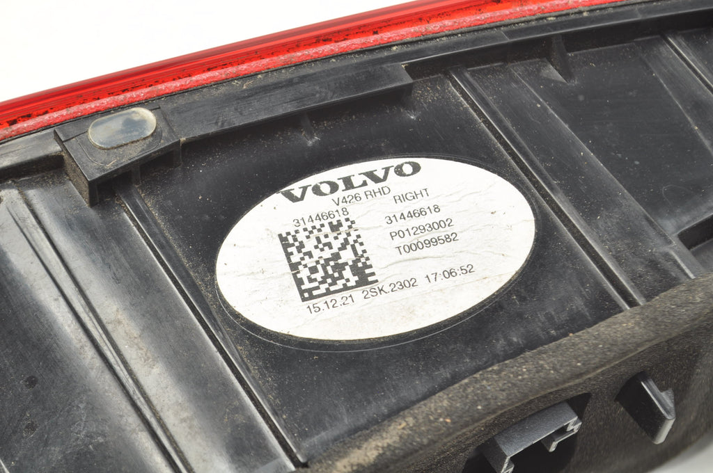 LAMP RIGHT REAR FLAP VOLVO XC60 II 31446618 SUV