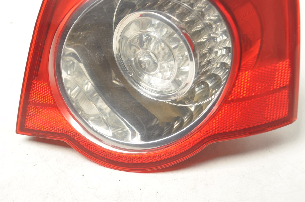LAMP RIGHT REAR VOLKSWAGEN PASSAT B6 3C5945096C SEDAN