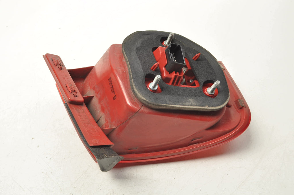 LAMP RIGHT REAR VOLKSWAGEN PASSAT B6 3C5945096C SEDAN