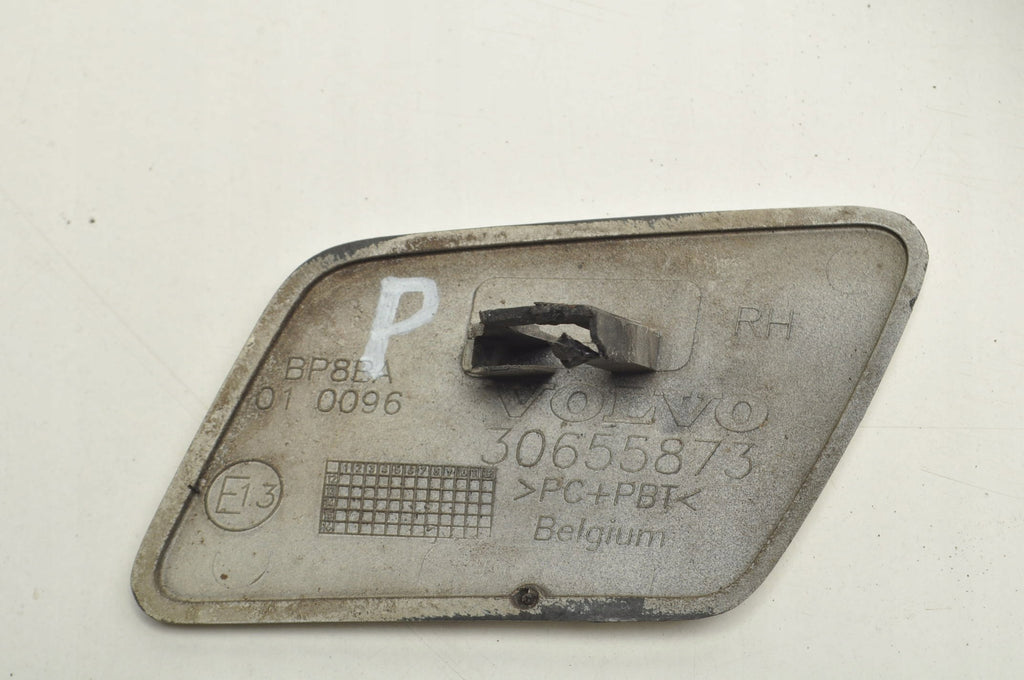 LAMP WASHER CAP RIGHT VOLVO S40 II V50 30655873