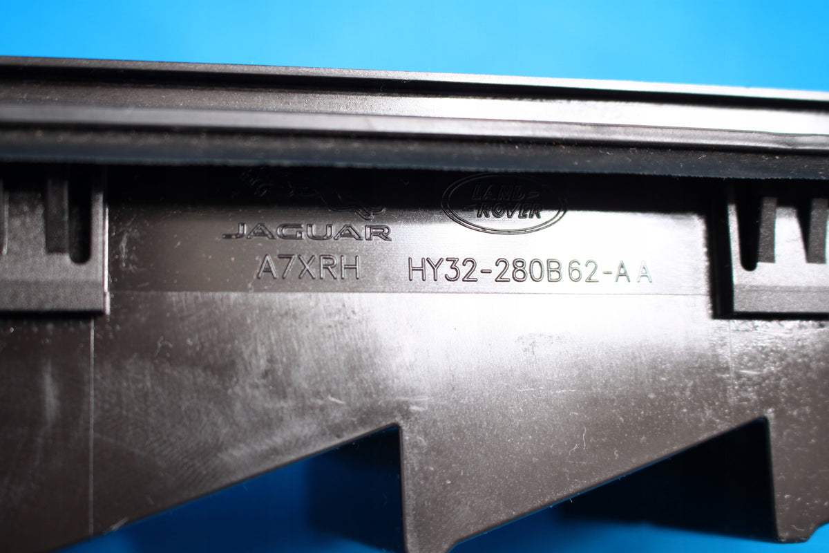 LAND ROVER DISCOVERY 5 V TRUNK GRILLE REAR 2018R HY32-280B62-AA