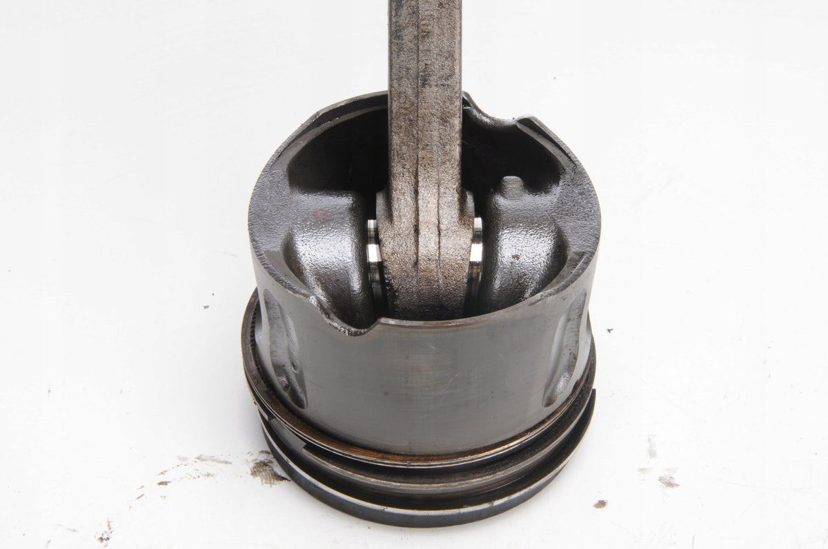 LAND ROVER DISCOVERY IV (L319) 3.0 TD PISTON WITH CONNECTING ROD 306DT