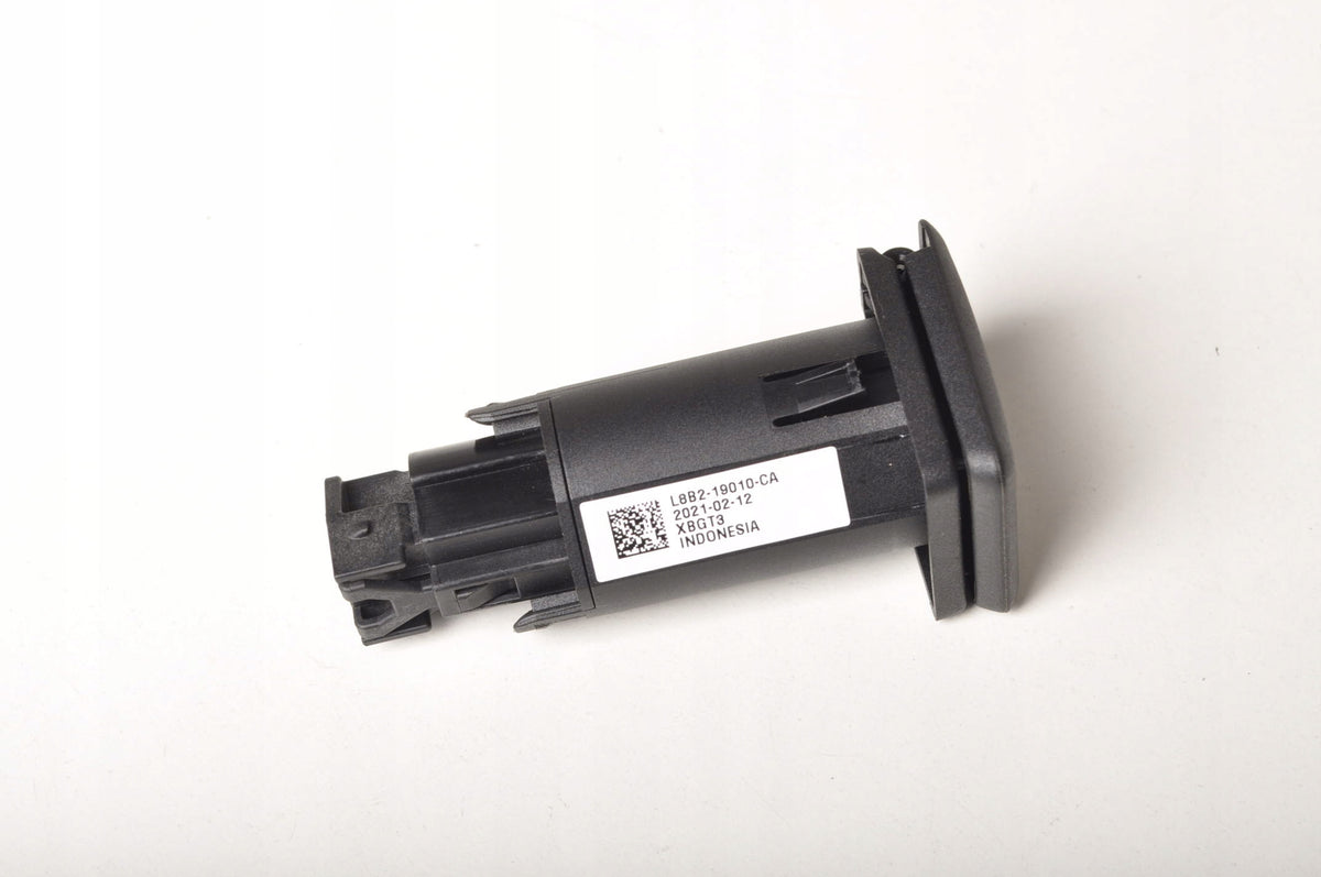 LAND ROVER DISCOVERY L462 INPUT USB SOCKET 20R