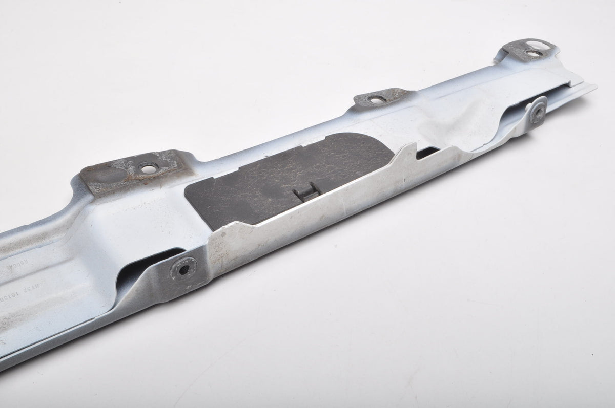 LAND ROVER DISCOVERY L462 MOUNTING FENDER BRACKET HY32-16150-AB