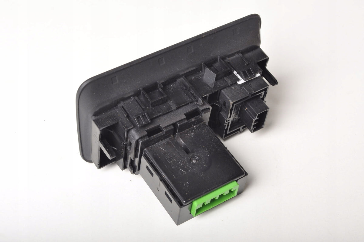 LAND ROVER DISCOVERY V (L462) TAP OPEN BUTTON FK72-11654-BC
