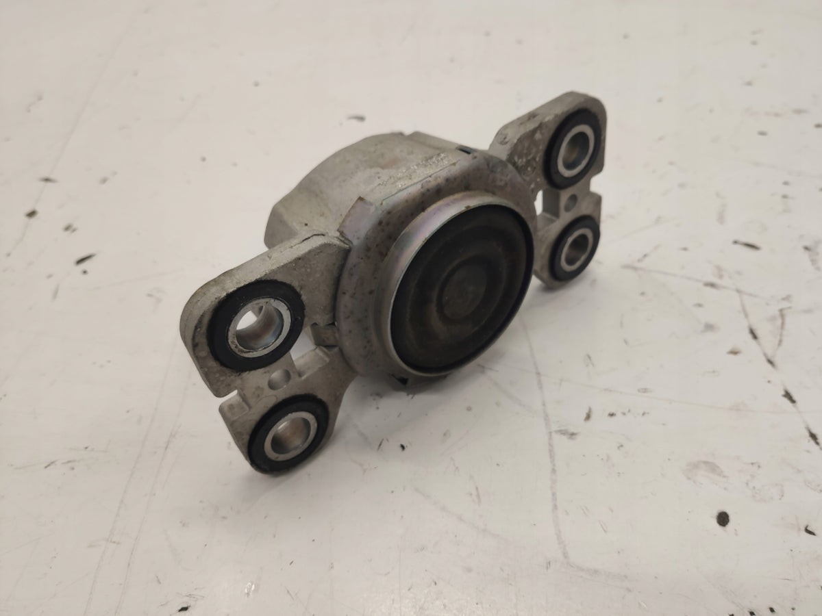 LAND ROVER EVOQUE 2.0D ENGINE CUSHION