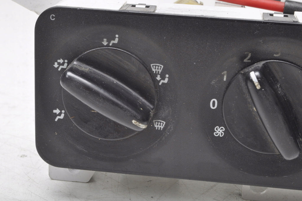 LAND ROVER FREELANDER L314 AIRFLOW PANEL