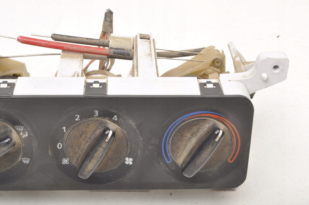 LAND ROVER FREELANDER L314 LIFT AIR PANEL