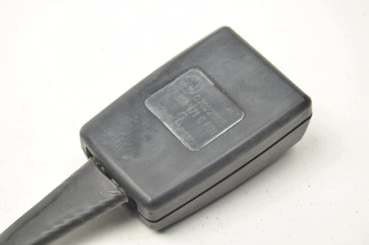 LEFT BELT CLIP SKODA OCTAVIA II 1Z1858471C