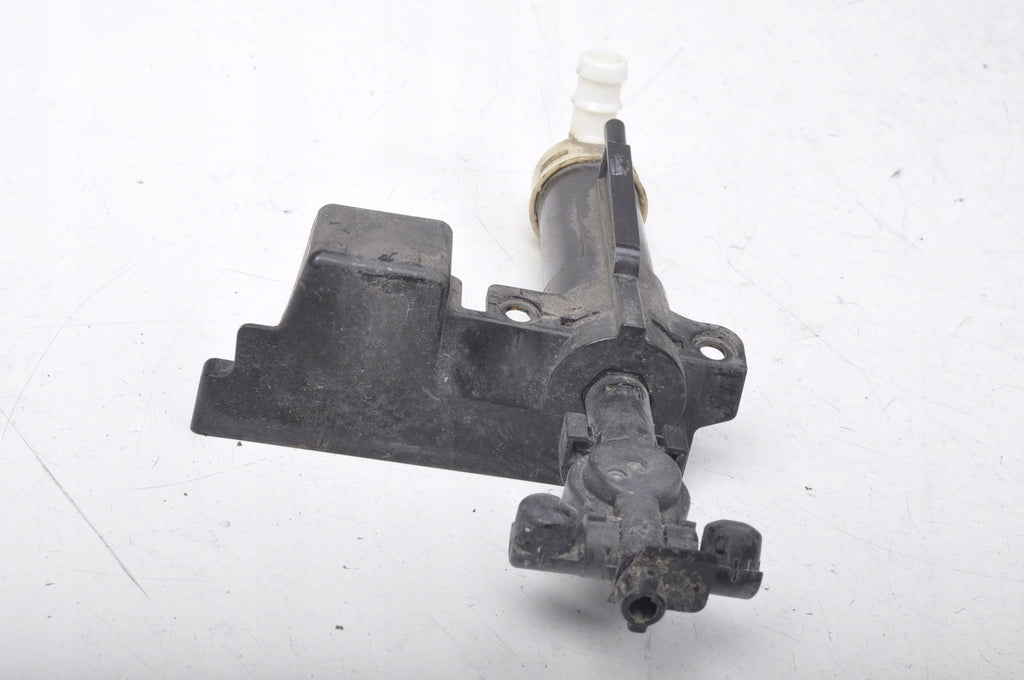 LEGACY IV HEADLIGHT WASHER PUMP LEFT