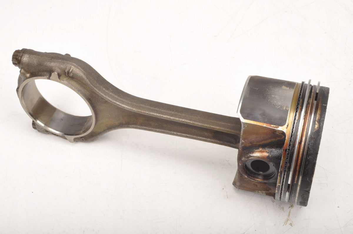 LEON III 1.4 TSI 16V 140KM CHPA PISTON WITH CONNECTING ROD 04EC