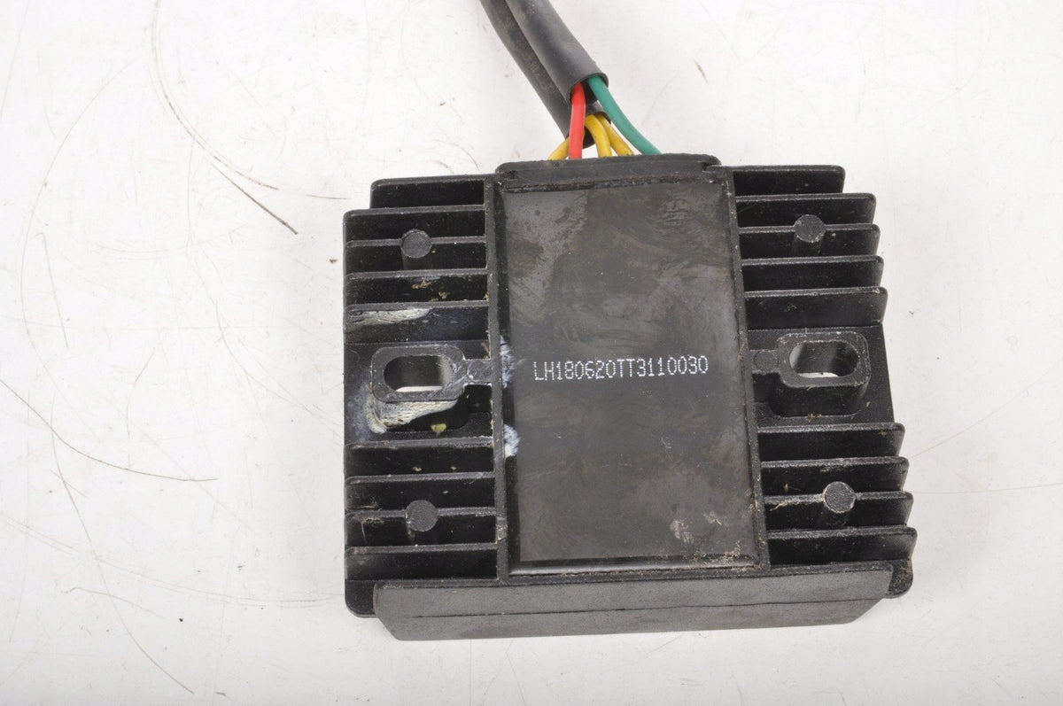 LEXMOTO CHIEFTAIN 125/ JUNAK 711 VOLTAGE REGULATOR