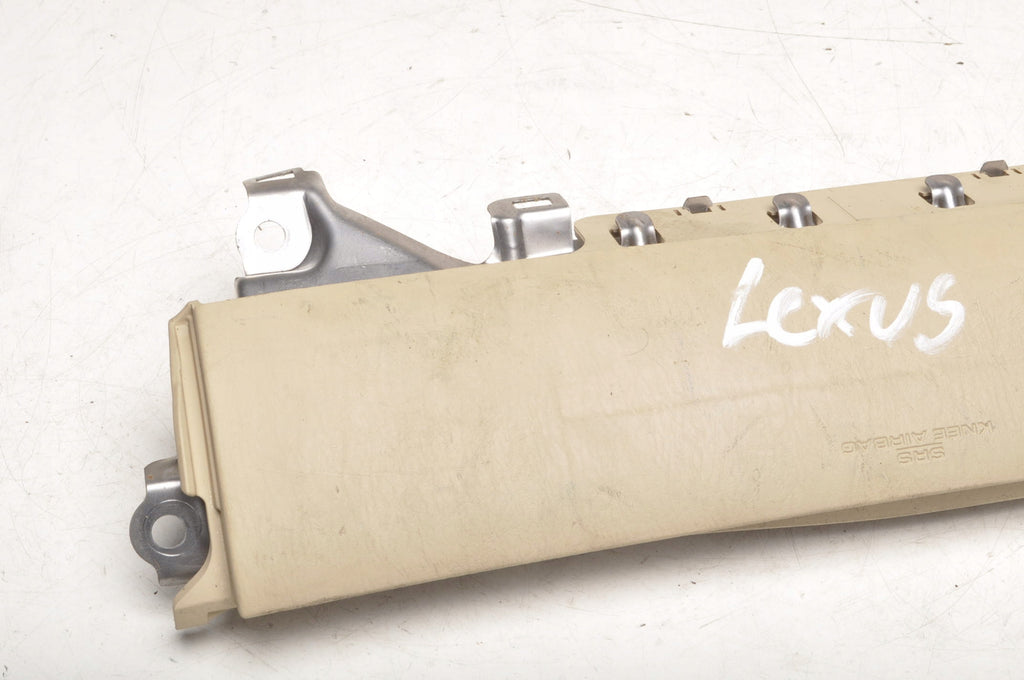 LEXUS GS III KNEE CUSHION