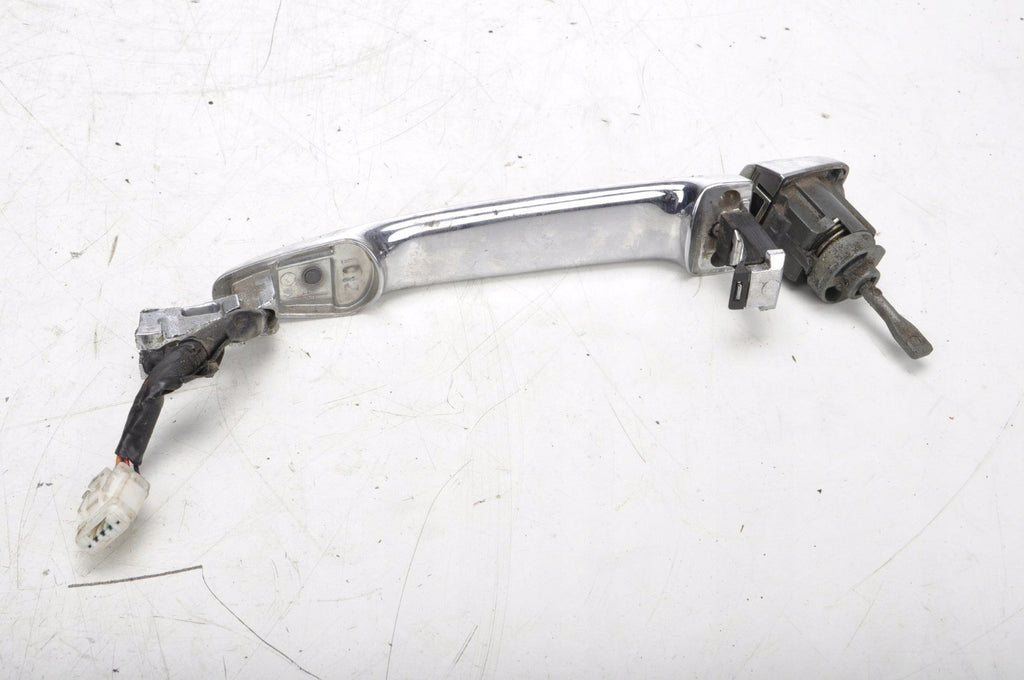LEXUS LS III DOOR HANDLE EXTERIOR RIGHT FRONT ENGLISH