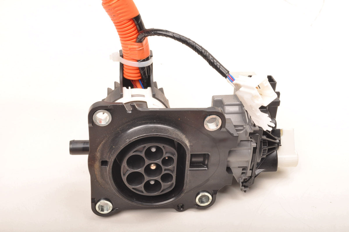 LEXUS NX II G9081-78042 CHARGING SOCKET