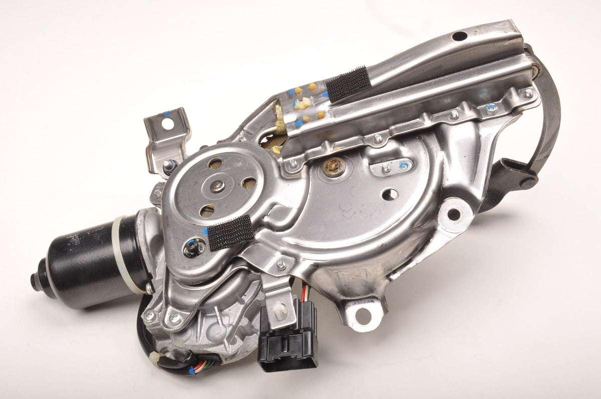 LEXUS RX II TAILGATE MECHANISM