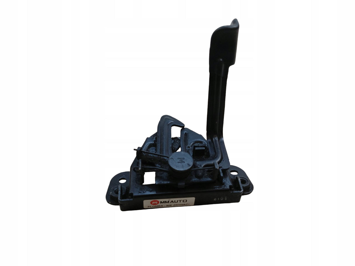 LOCK BOLT MASK FRONT KIA PRO CEED II JD (2013-2018)