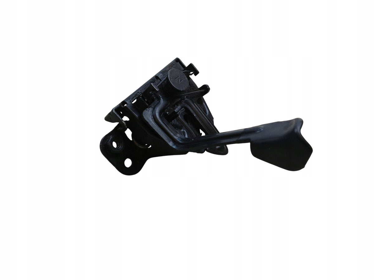 LOCK BOLT MASK FRONT KIA PRO CEED II JD (2013-2018)